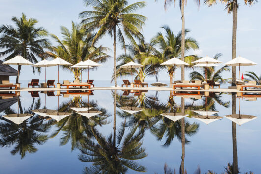 The Surin Hotel à Phuket Agence voyage spécialiste spécialisée valais suisse romande français francophone privé à la carte sur mesure en mode voyage séjour vacances thaïlande thailande