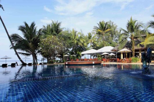 Centara Tropicana Resort à Koh Chang Agence voyage spécialiste spécialisée valais suisse romande français francophone privé à la carte sur mesure en mode voyage séjour vacances